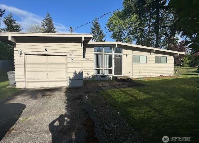 Property at 30816 8th Ave S, Federal Way, WA 98003, 4 beds, 1 bath