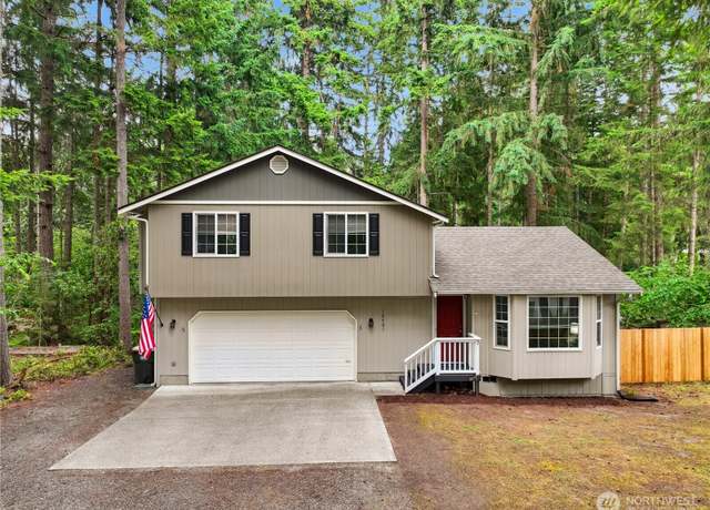 Property at 18401 Rampart Dr SE, Yelm, WA 98597, 3 beds, 2 baths