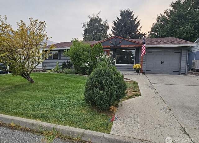 Property at 708 Cherry Ct, Wenatchee, WA 98801, 3 beds, 2 baths