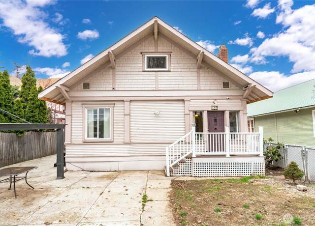 Property at 110 N Delaware Ave Unit A/B, Wenatchee, WA 98801, 4 beds, 2 baths