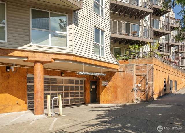 Property at 4020 Aurora Ave N #405, Seattle, WA 98103, 1 bath