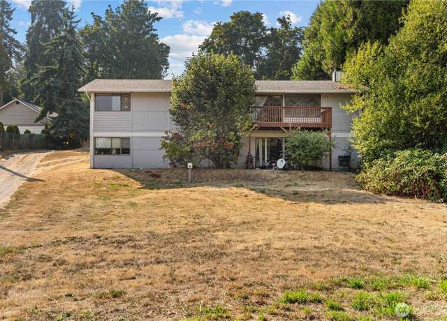 Property at 1630 & 1632 Colchester Dr E, Port Orchard, WA 98366, 4 beds, 2 baths