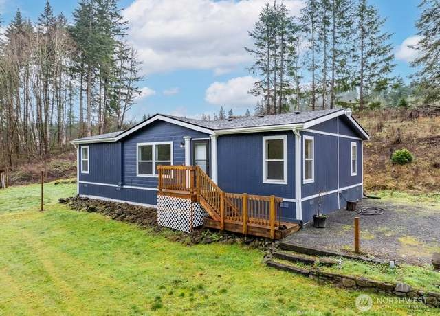 Property at 104 S Goble Creek Rd, Kelso, WA 98626, 3 beds, 2 baths