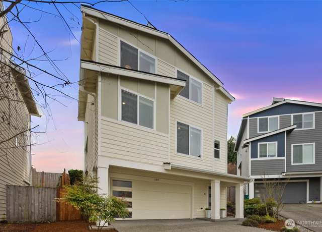 Property at 8215 S 118th Ct, Seattle, WA 98178, 3 beds, 3 baths