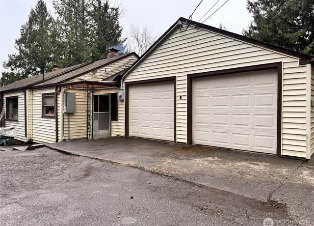 Property at 1208 Blackburn Rd, Mount Vernon, WA 98274, 3 beds, 1.5 baths