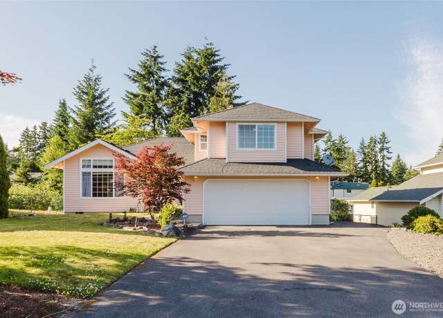 Property at 7315 E Collins Rd, Port Orchard, WA 98366, 3 beds, 2.5 baths