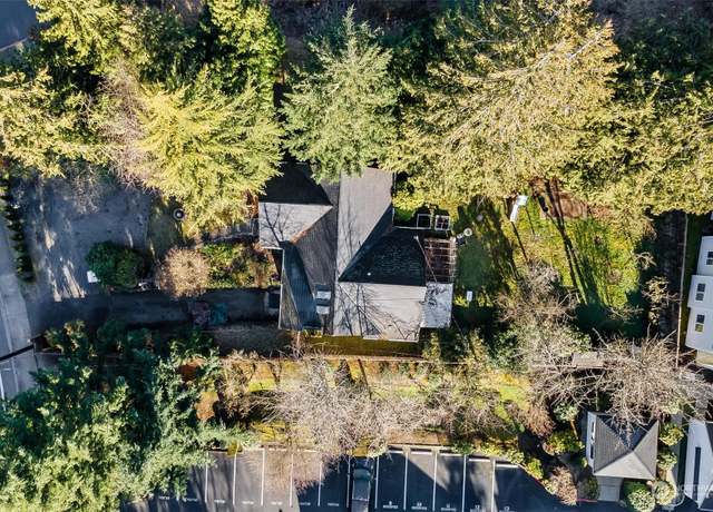 Property at 11317 19th Ave SE, Everett, WA 98208, 3 beds, 4.5 baths