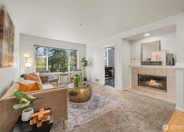 Property at 8322 166th Ave NE #3, Redmond, WA 98052, 2 beds, 2 baths