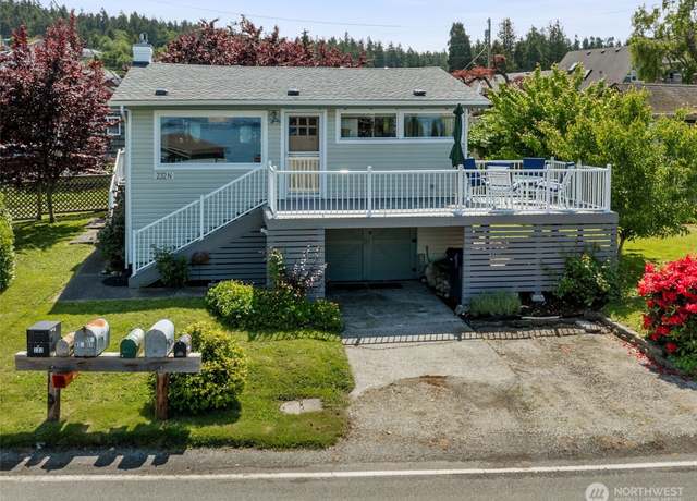 Property at 232 N Sunset Dr, Camano Island, WA 98282, 1 bed, 1 bath