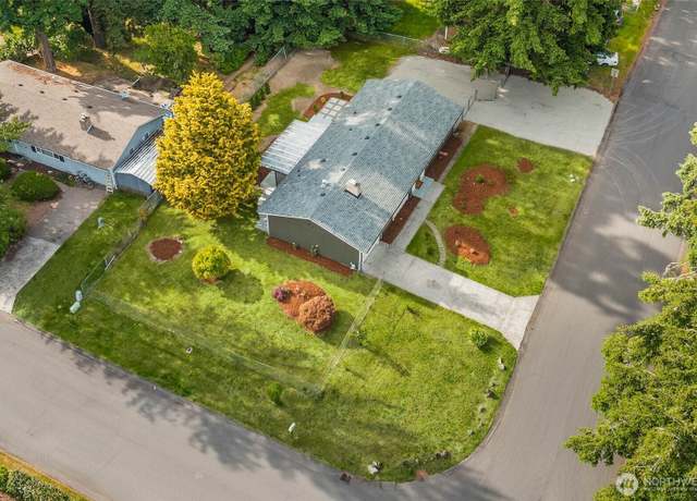 Property at 10622 114th Avenue Ct, Lakewood, WA 98498, 3 beds, 1 bath