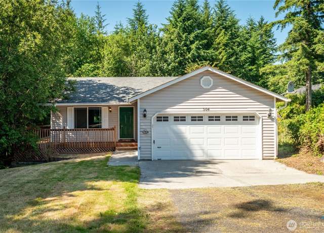 Property at 304 Beacon Hill Dr, Longview, WA 98632, 3 beds, 2.5 baths