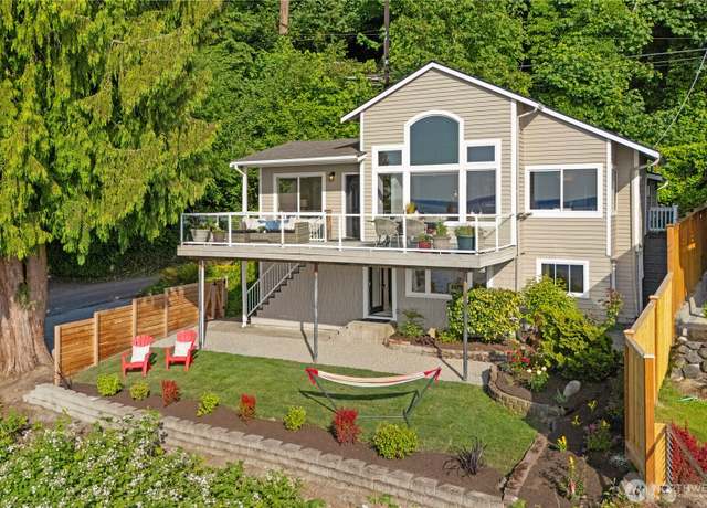 Property at 2102 Halleck Ave SW, Seattle, WA 98116, 3 beds, 2 baths
