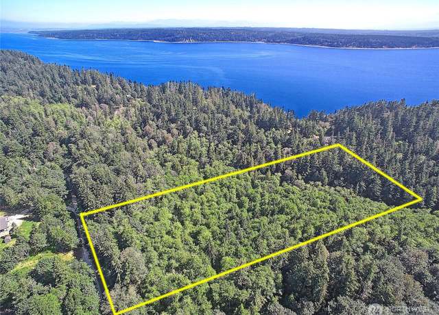 Property at 1 S Camano Dr, Camano Island, WA 98282