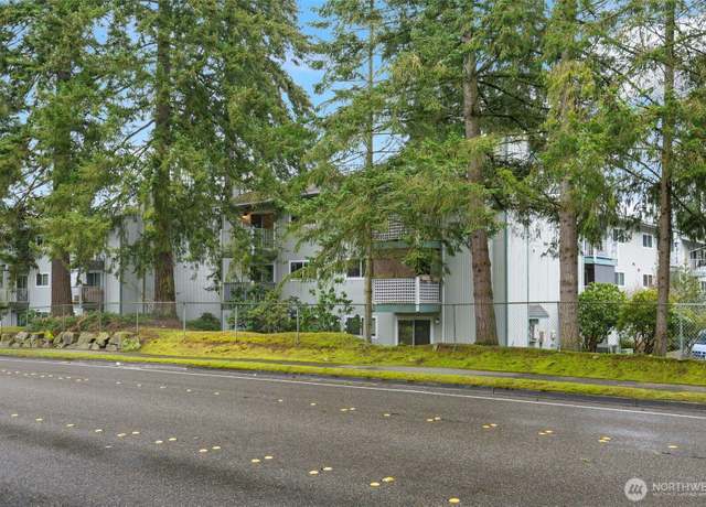 Property at 5814 200th St SW Unit D, Lynnwood, WA 98036, 2 beds, 1 bath