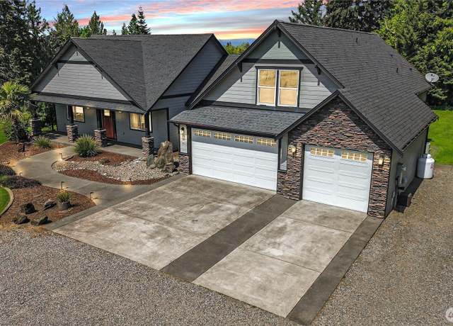 Property at 19910 Bear View Ln SW, Rochester, WA 98579, 3 beds, 2.5 baths