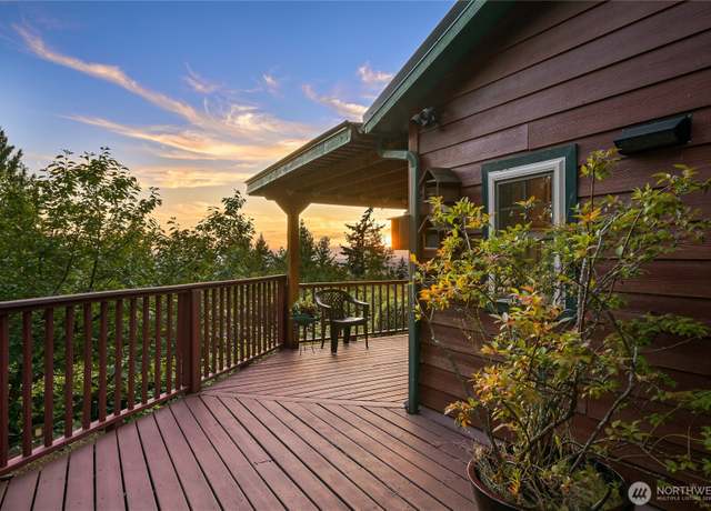 Property at 4054 Cabrant Rd, Everson, WA 98247, 3 beds, 3 baths