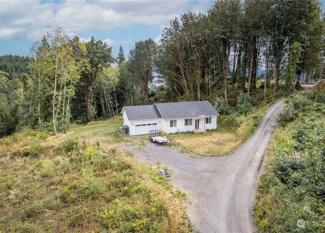 Property at 3021 Stella Rd, Longview, WA 98632, 3 beds, 2 baths