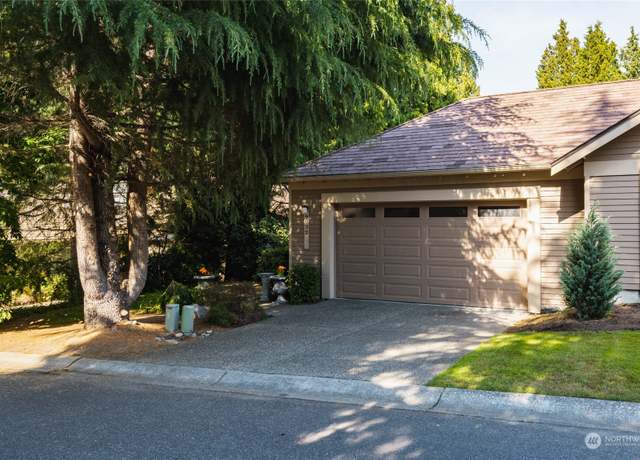 Property at 9032 Gleneagle Dr, Blaine, WA 98230, 3 beds, 3.5 baths