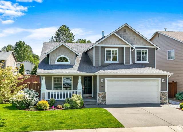 Property at 708 Rosario Pl NE, Renton, WA 98059, 4 beds, 2.5 baths