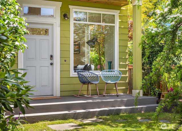 Property at 6032 40th Ave NE, Seattle, WA 98115, 2 beds, 1.5 baths
