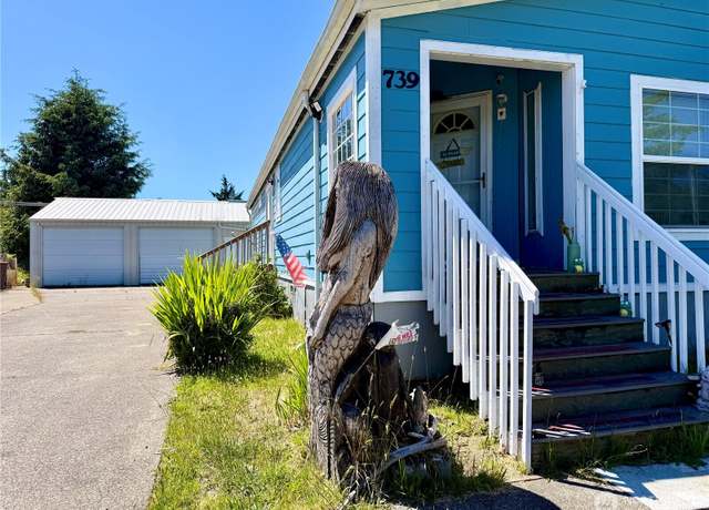 Property at 739 Park Ave NE, Ocean Shores, WA 98569, 3 beds, 2 baths