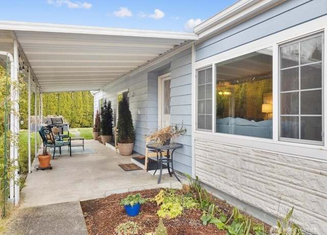 Property at 5226 Chelan Ln SE, Lacey, WA 98503, 3 beds, 2 baths