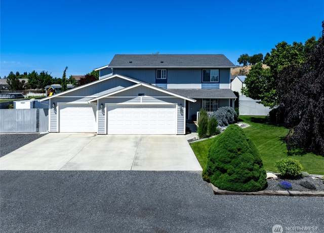 Property at 7690 Mcdougall Ave NE, Moses Lake, WA 98837, 4 beds, 2.5 baths