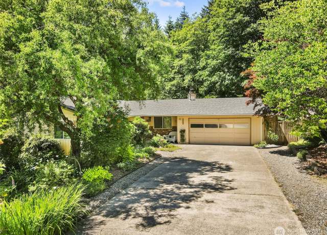 Property at 3929 Westpark Ct NW, Olympia, WA 98502, 3 beds, 2 baths