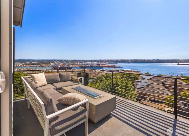 Property at 1422 Browns Point Blvd, Tacoma, WA 98422, 4 beds, 2.5 baths