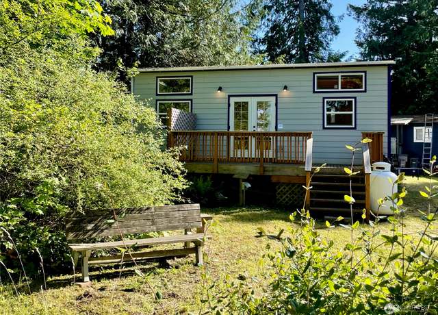 Property at 7851 Shaw St W, Anacortes, WA 98221, 1 bed, 1 bath