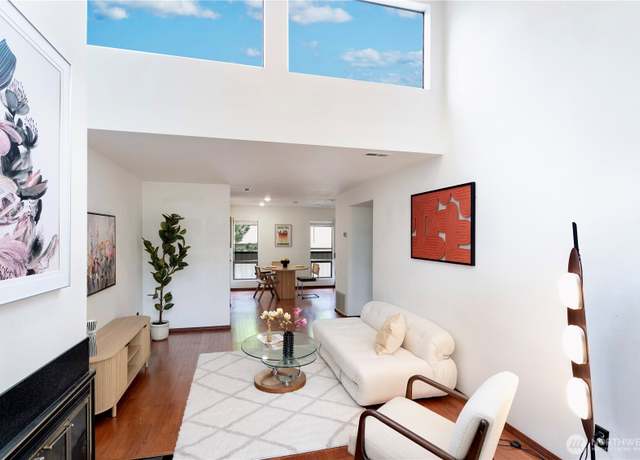 Property at 10819 NE 37th Pl #332, Bellevue, WA 98004, 1 bed, 1 bath