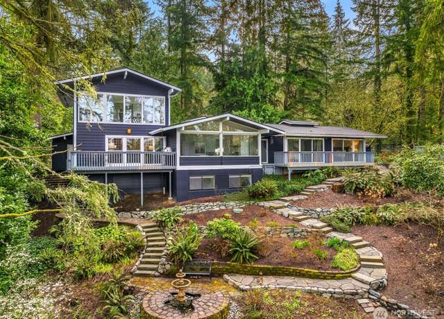 Property at 11925 Manzanita Ln NE, Bainbridge Island, WA 98110, 3 beds, 3.5 baths