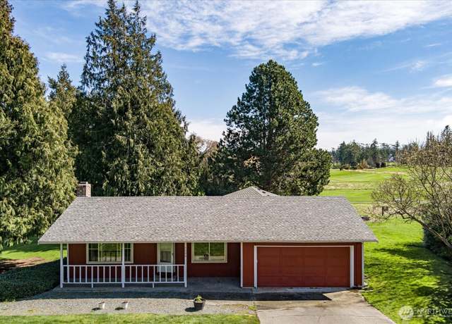 Property at 2208 Fairway Ln, Oak Harbor, WA 98277, 3 beds, 2 baths