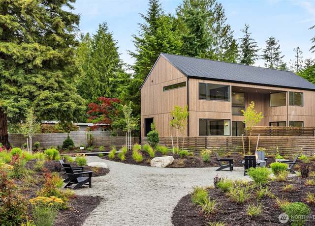 Property at 640 Park Ave NE, Bainbridge Island, WA 98110, 4 beds, 3.5 baths