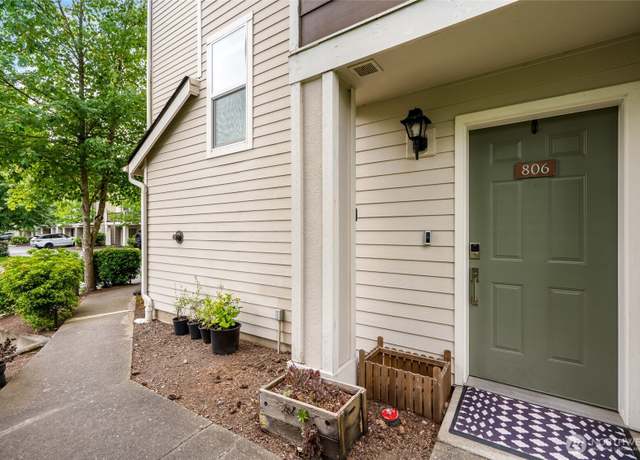 Property at 3116 164th St SW #806, Lynnwood, WA 98087, 3 beds, 3 baths
