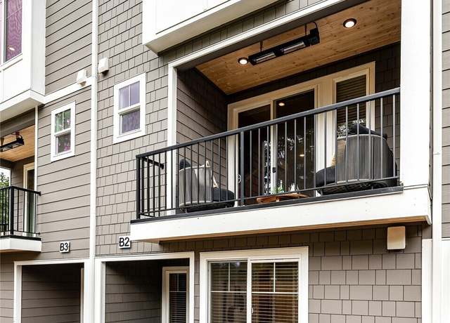 Property at 13730 Manor Way Unit G3, Lynnwood, WA 98087, 3 beds, 3.5 baths