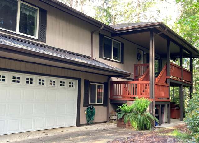 Property at 21 N Beaver Pl N, Hoodsport, WA 98548, 2 beds, 3 baths