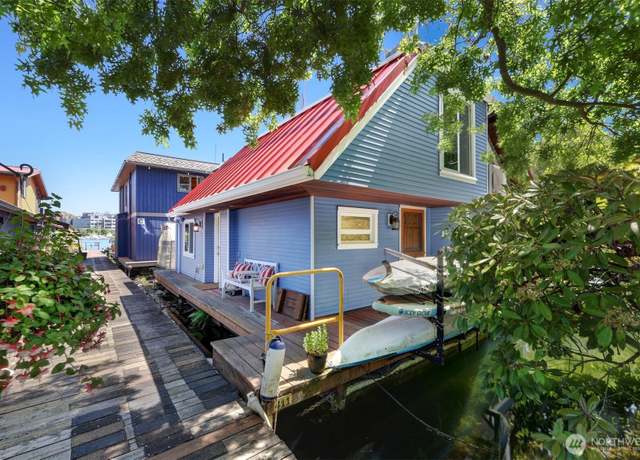 Property at 3110 Portage Bay Pl E Unit B, Seattle, WA 98103, 2 beds, 2 baths