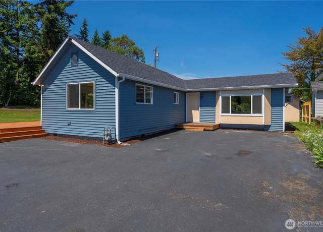 Property at 1922 NE Fir St, Keyport, WA 98345, 2 beds, 2 baths