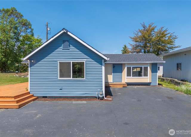 Property at 1922 NE Fir St, Keyport, WA 98345, 2 beds, 2 baths