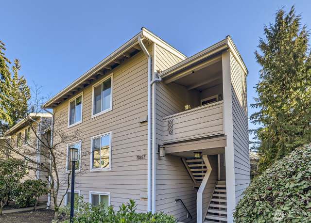 Property at 19857 25th Ave NE #105, Shoreline, WA 98155, 1 bed, 1 bath