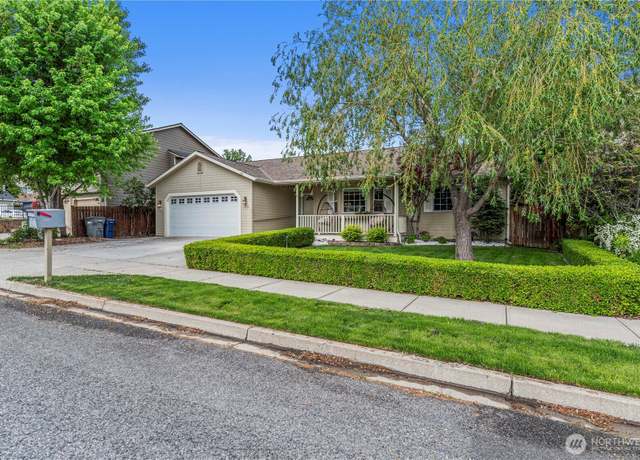 Property at 1516 Fuller St, Wenatchee, WA 98801, 3 beds, 2 baths