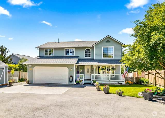 Property at 526 Avenue J, Snohomish, WA 98290, 4 beds, 2.5 baths