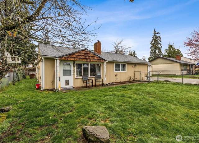 Property at 1303 117th St S, Tacoma, WA 98444, 3 beds, 2 baths