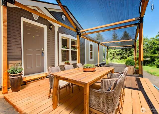 Property at 178 Bear View Dr, Chehalis, WA 98532, 3 beds, 2 baths