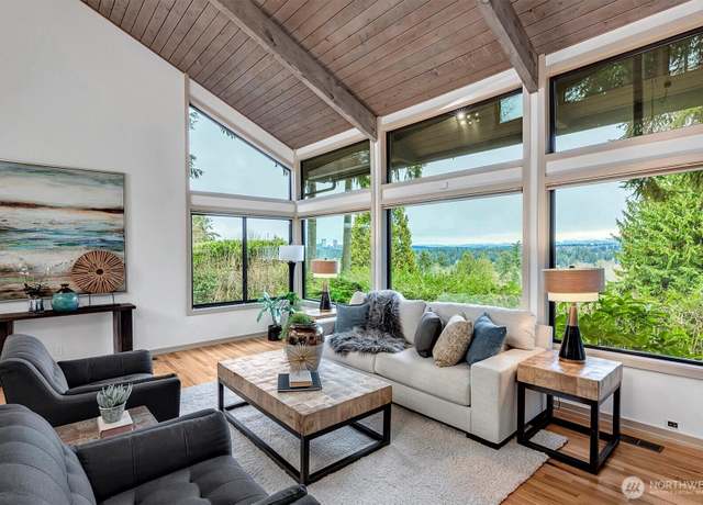 Property at 9340 Mercerwood Dr, Mercer Island, WA 98040, 4 beds, 2.5 baths