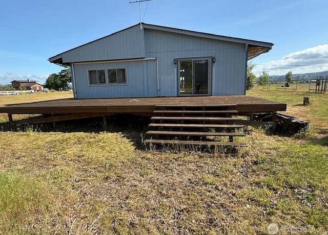 Property at 293 N Welcome Slough Rd, Cathlamet, WA 98612, 1 bed, 1 bath