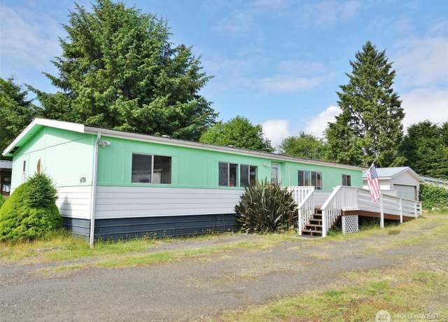 Property at 676 Copalis Ave NE, Ocean Shores, WA 98569, 4 beds, 2 baths