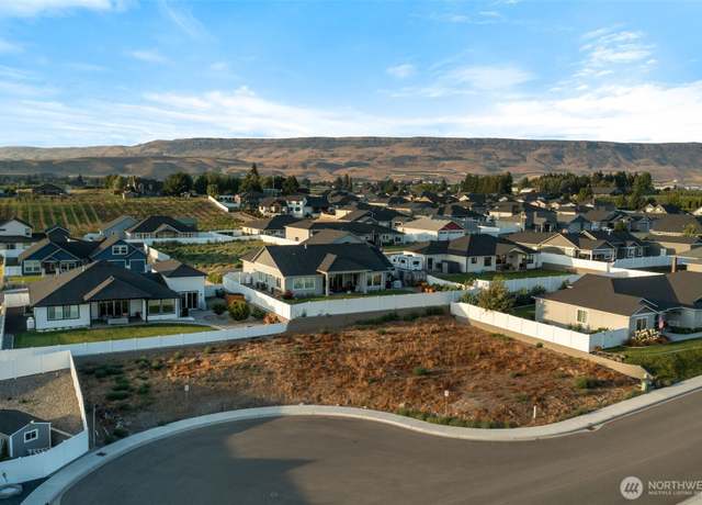 Property at 2571 Paisley St SE, East Wenatchee, WA 98802