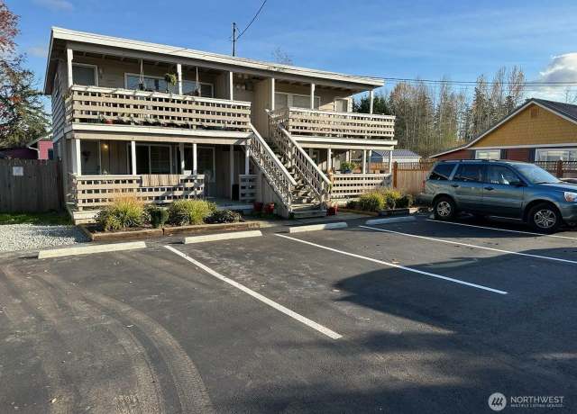 Property at 7687 Francis Ln Unit 1-4, Blaine, WA 98230, 7 beds, 4 baths
